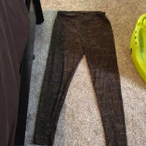 LuLaRoe leggings